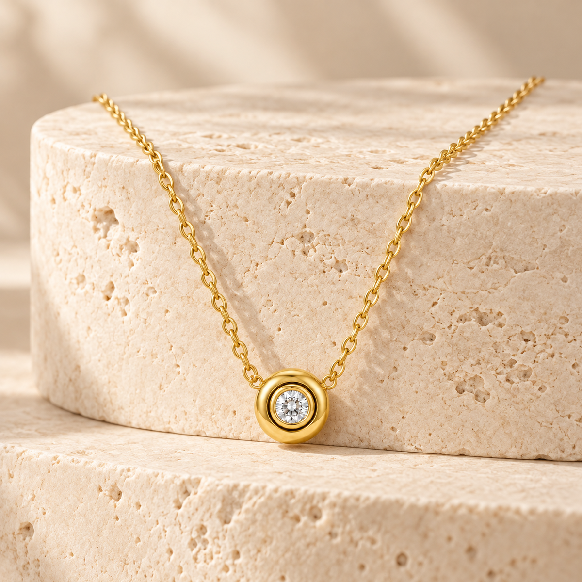 Luce Necklace
