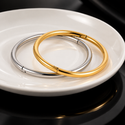 Ovale Classic Bangle