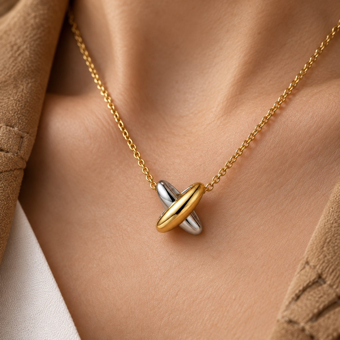 Intreccio Two-Tone Necklace
