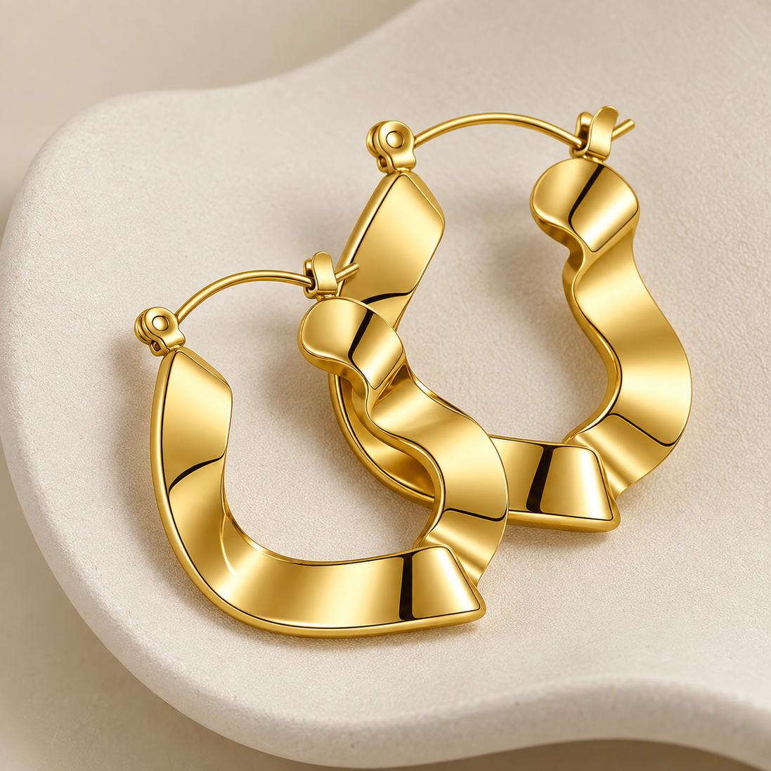 Serena Twist Hoops