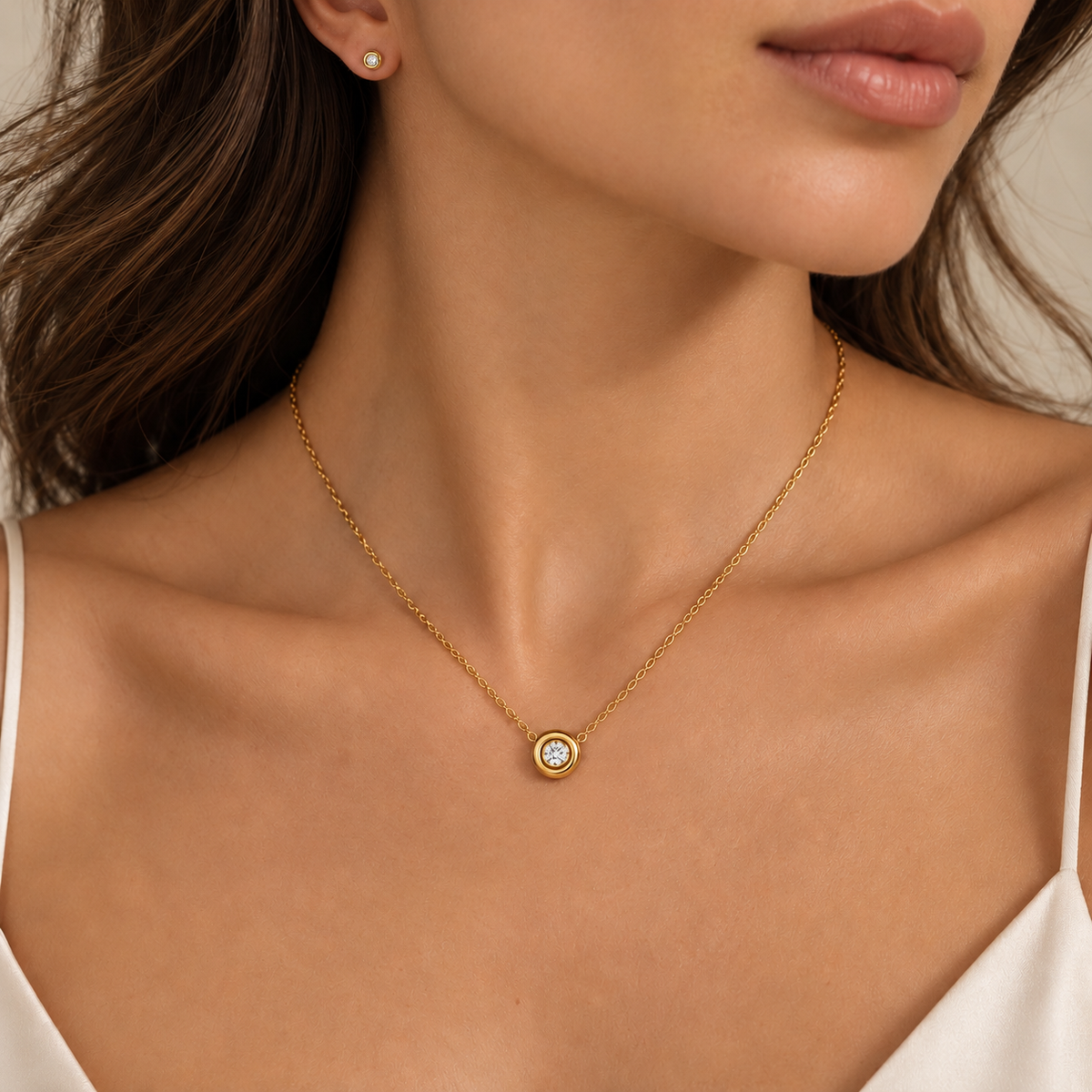 Luce Necklace